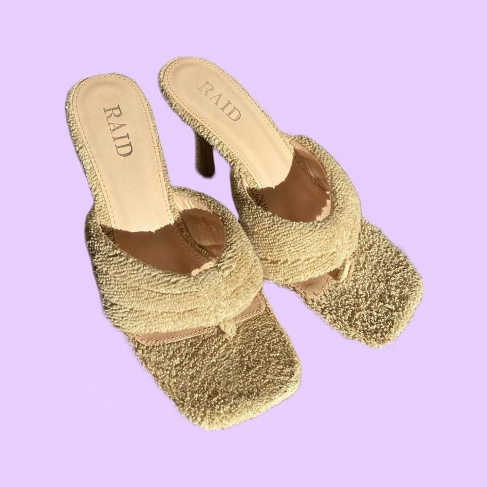 RAID Cream Terry Cloth Open Toe High Heel Mule Shoes 🔥